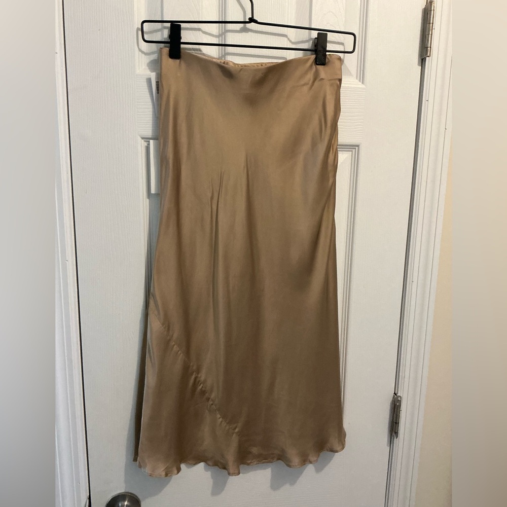Wilfred Elegant Tan Skirt - Picture 8 of 8